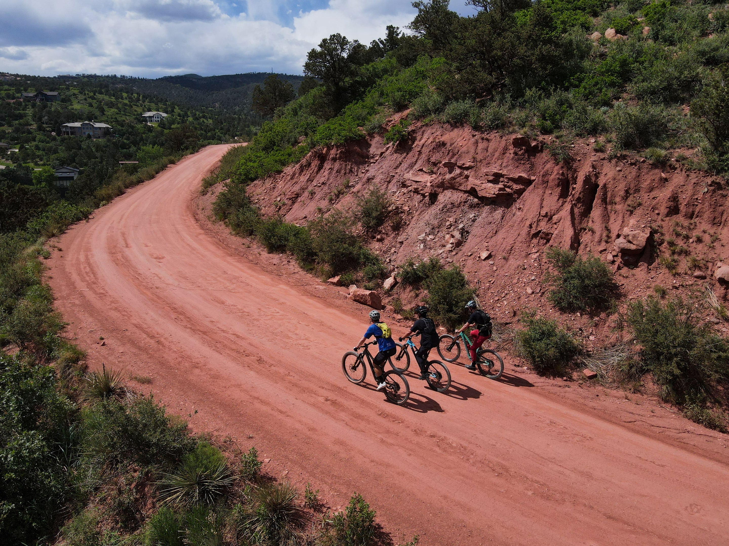 Tour De Cos