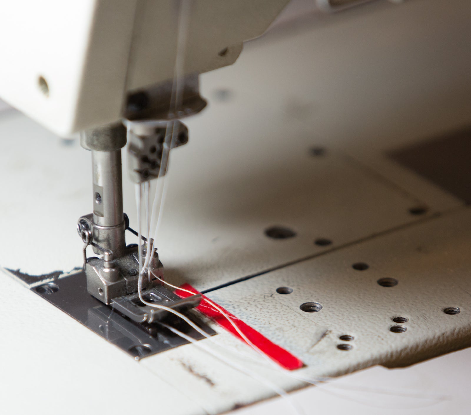 Machine Cutting Edges on PEARL iZUMi Apparel