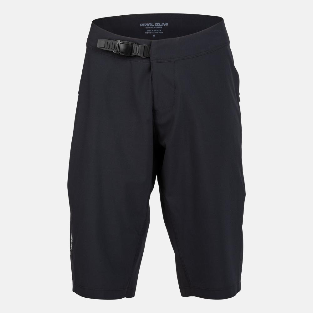 color:BLACK