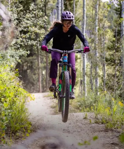 Explore the Best Women s Mountain Bike Apparel PEARL iZUMi