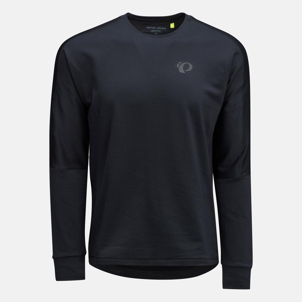 color:BLACK