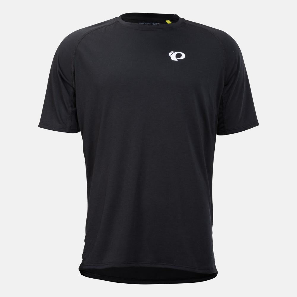 color:BLACK
