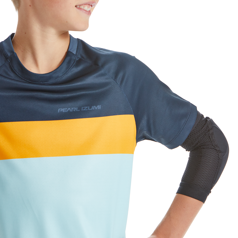 Pearl Izumi Summit Kneeguards D30 Knieschoner Grösse S/M | Kaufen auf