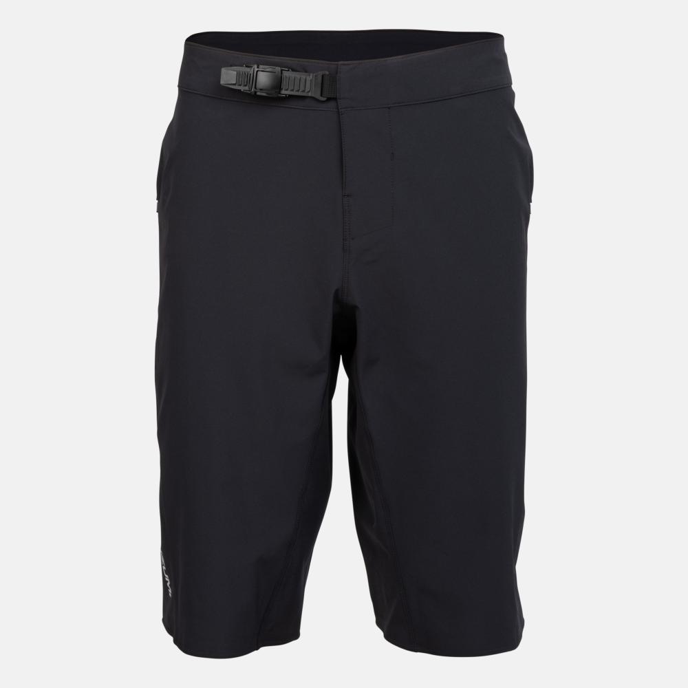 color:BLACK