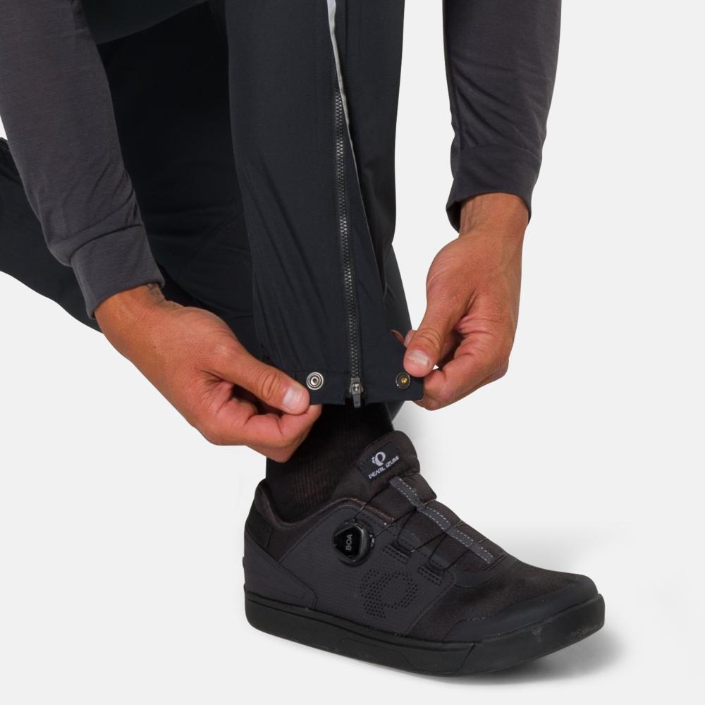 Men's Commuter Rain Over Pants – PEARL iZUMi Men's Commuter Rain Over Pants – PEARL iZUMi