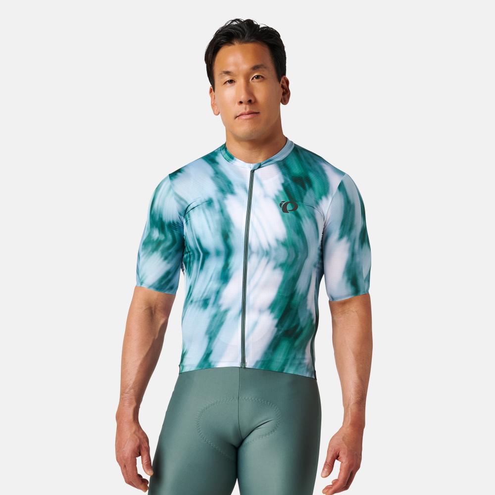 color:BALSAM GREEN PHOTOBLUR