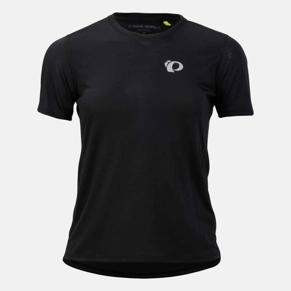 color:BLACK